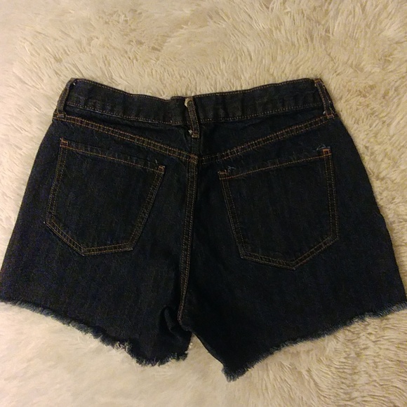 Old Navy shorts! NWOT! - Picture 2 of 2